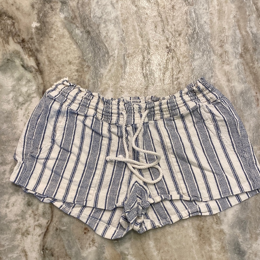 Roxy Ocean Side shorts sz small